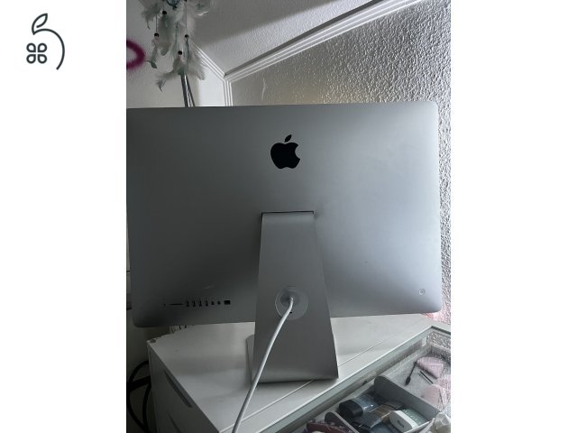 Apple iMac (Retina 5K, 27-inch, Late 2014)
