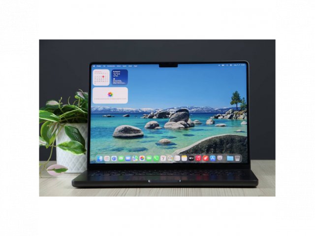 Újszerű MacBook Pro 14