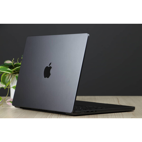 Újszerű MacBook Pro 14