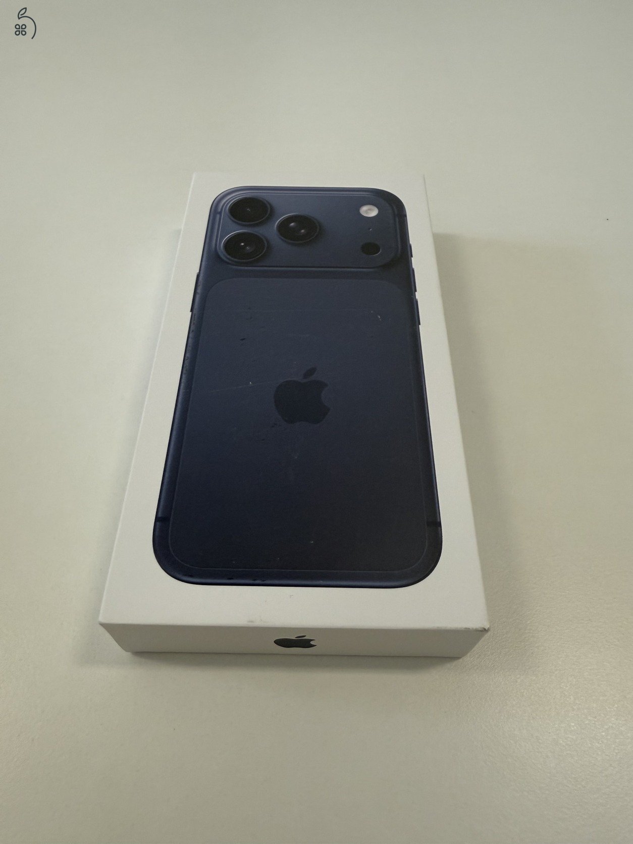 PÁR darab - BONTATLAN - iPhone 17 Pro 256 GB Deep Blue - 1 ÉV APPLE GARANCIA + Névre szóló számla !!