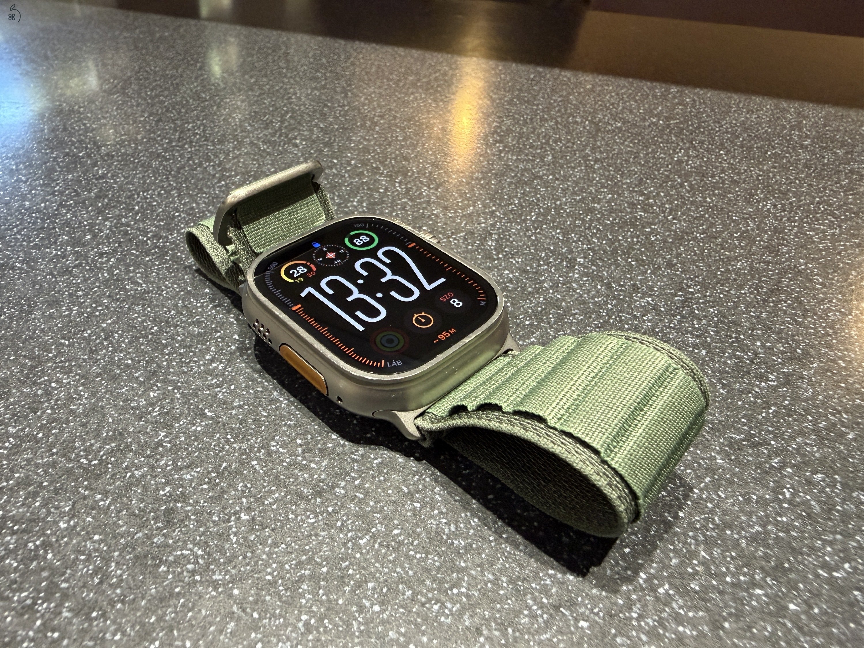Apple Watch Ultra + Alpine Green Loop