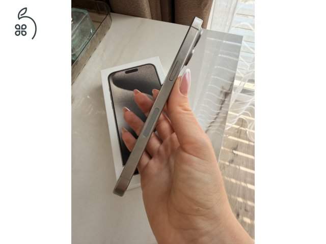 Iphone 15 Pro Max 256 független, töltőkábellel