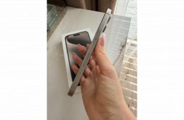 Iphone 15 Pro Max 256 független, töltőkábellel
