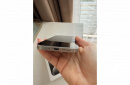 Iphone 15 Pro Max 256 független, töltőkábellel