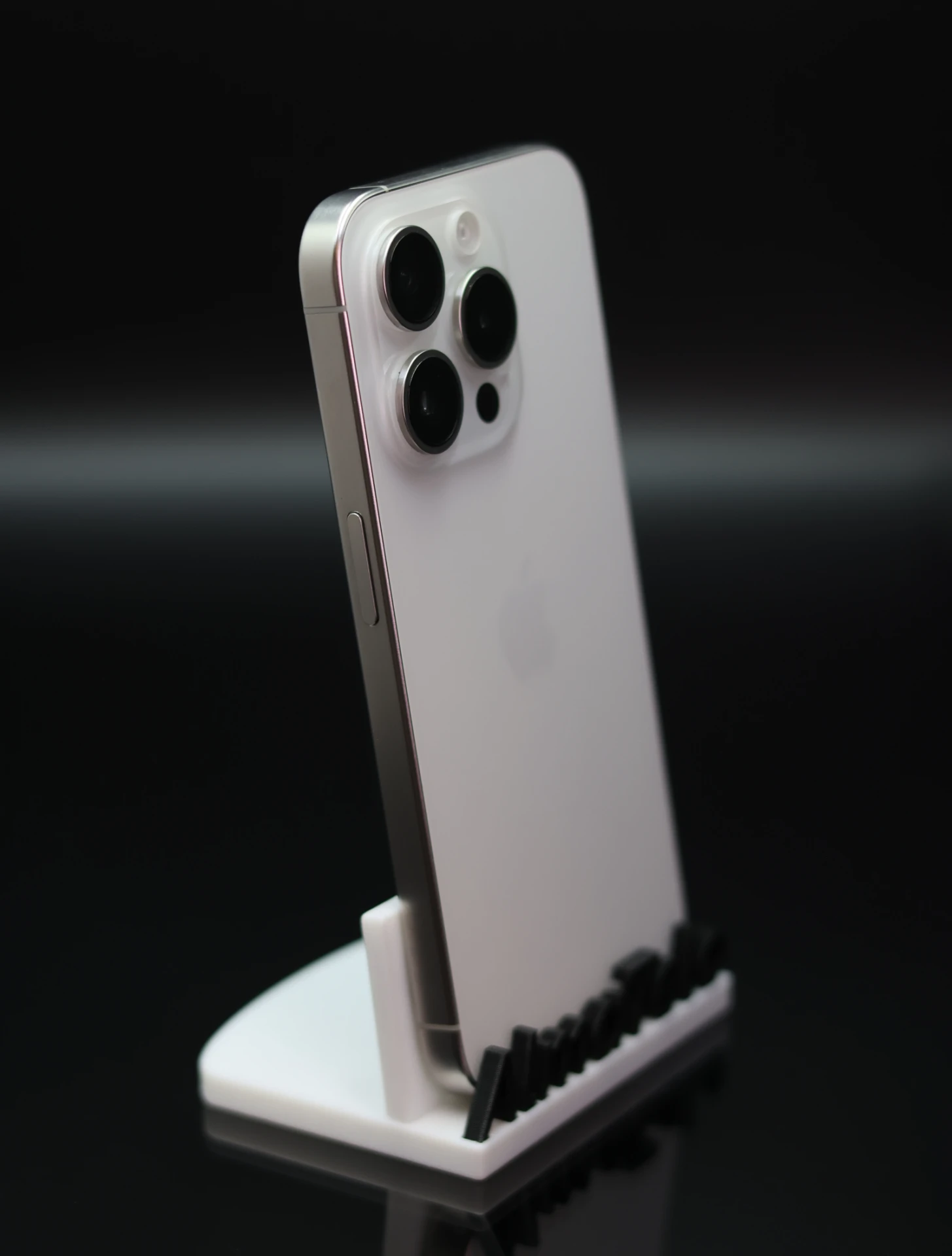 Apple iPhone 15 Pro 128 GB White Titanium 100% akku - 12 HÓ GARANCIA