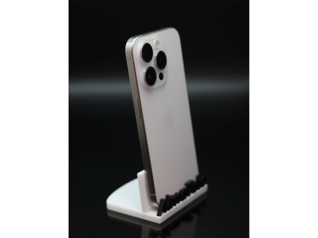 Apple iPhone 15 Pro 128 GB White Titanium 100% akku - 12 HÓ GARANCIA