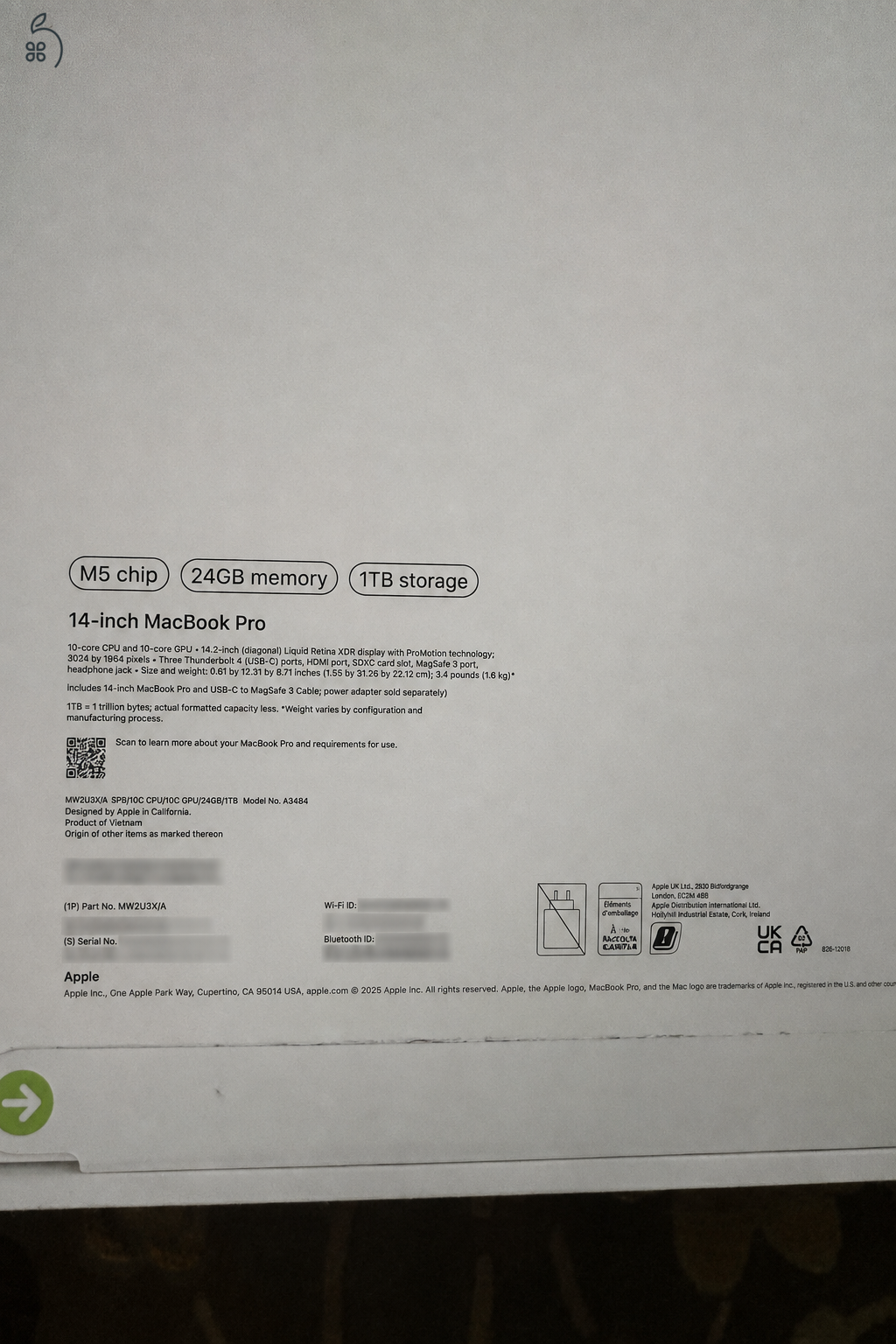 Bontatlan , Macbook Pro M5 14 24gb 1tb