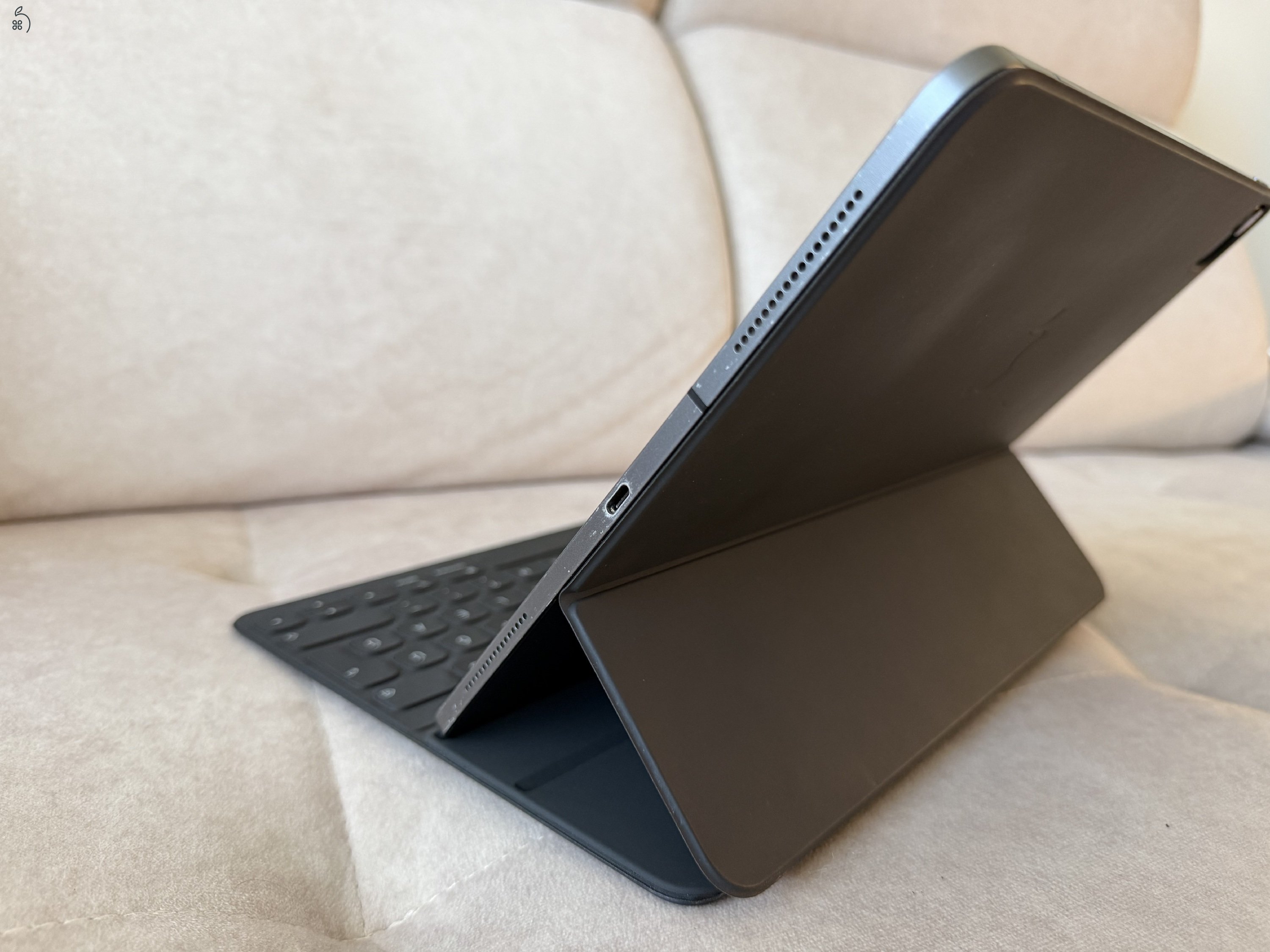 Apple Smart Keyboard Folio - iPad 12.9 - gyönyörű állapotban
