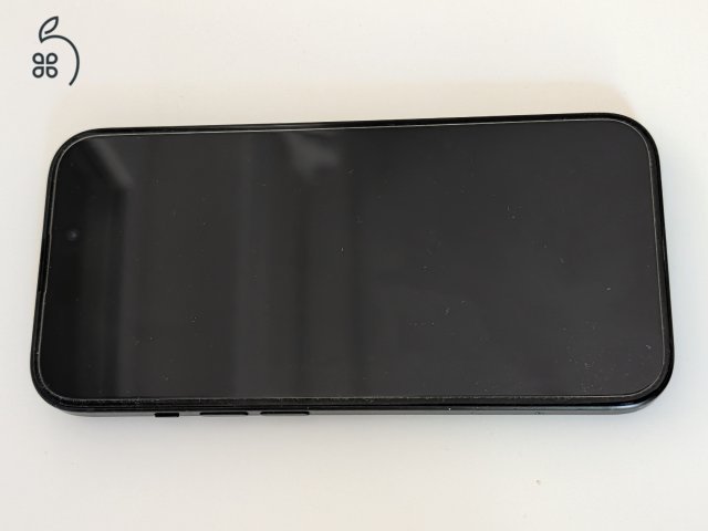Apple iPhone 15 128GB - Black - Megkímélt, Bolti garanciával