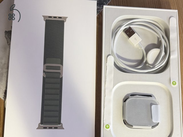 Apple Watch Ultra titanium