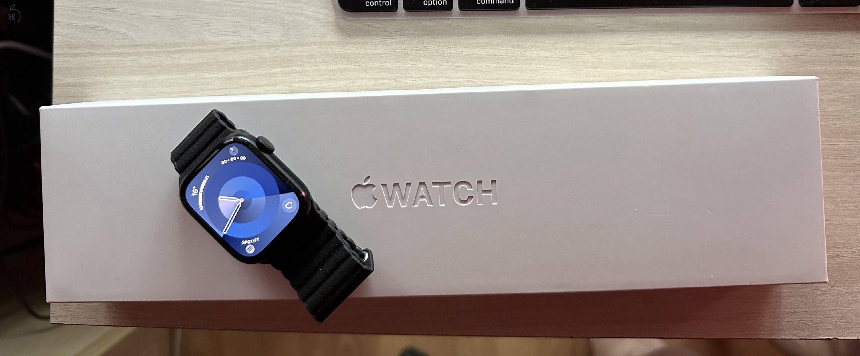 Apple Watch SE 3 (3. generáció) 44mm GPS Alumínium – Garanciális, 98% Akku!