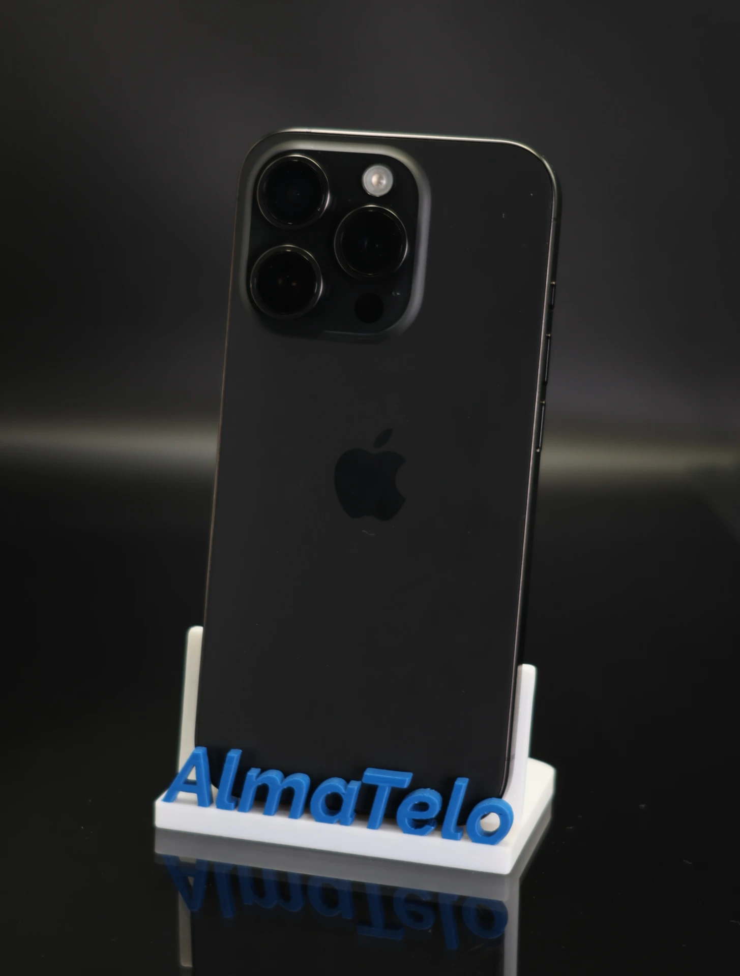 Apple iPhone 15 Pro eSIM 512 GB Black Titanium 96% akku - 12 HÓ GARANCIA