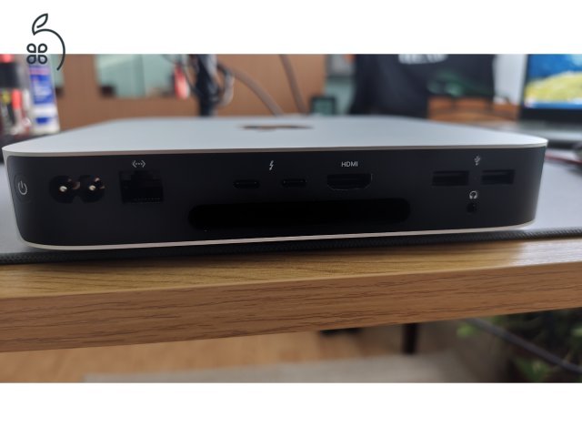 Mac Mini M2 (8‑magos CPU, 10‑magos GPU, 512 GB SSD, Ezüst)