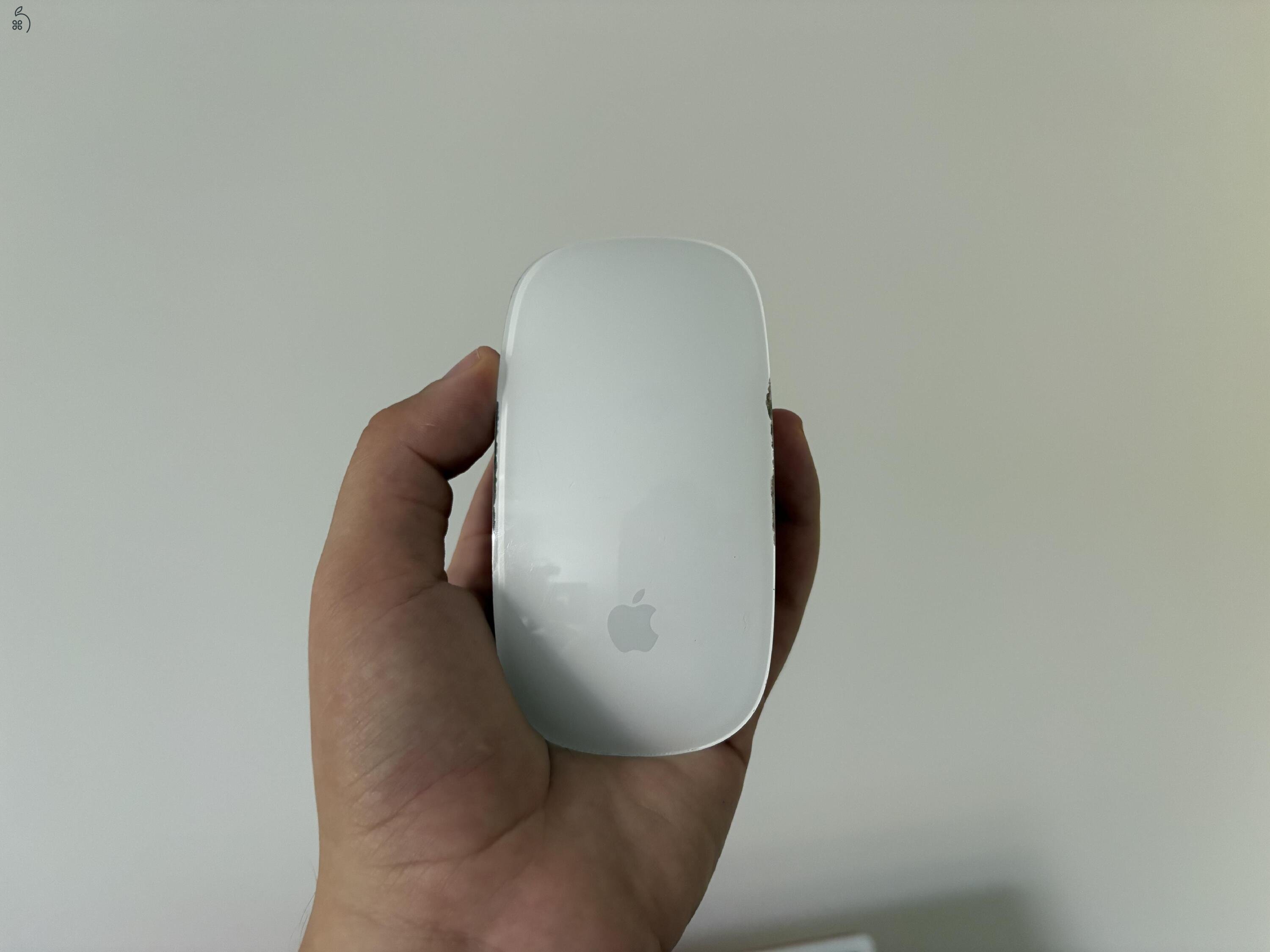 Eladó egy 2021-es modellévű, 2022-ben vásárolt, 24 hüvelykes M1 iMac
