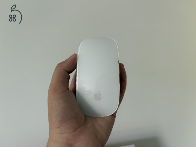 Eladó egy 2021-es modellévű, 2022-ben vásárolt, 24 hüvelykes M1 iMac