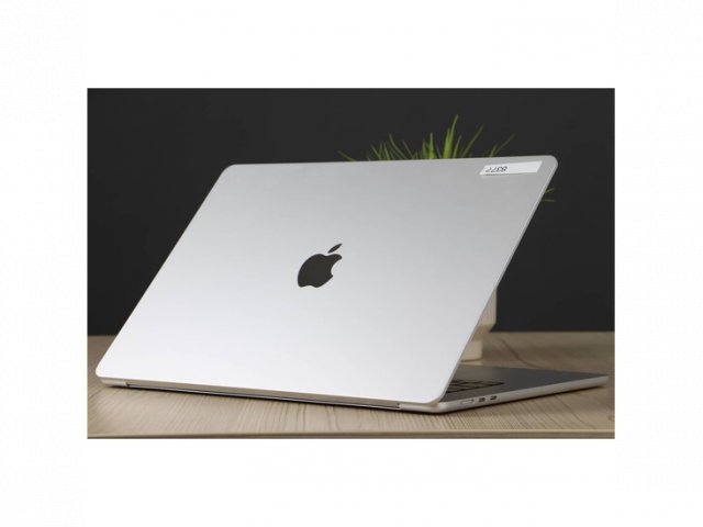 Újszerű MacBook Air 15