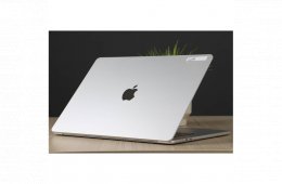 Újszerű MacBook Air 15