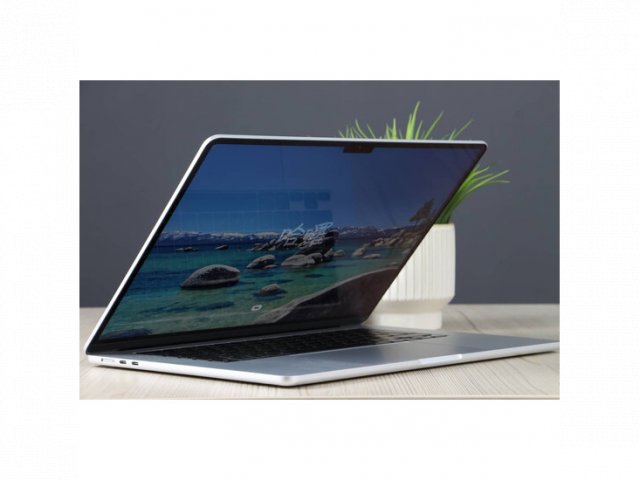 Újszerű MacBook Air 15
