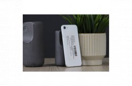 Használt iPhone SE 2. gen 64GB fehér US-8370
