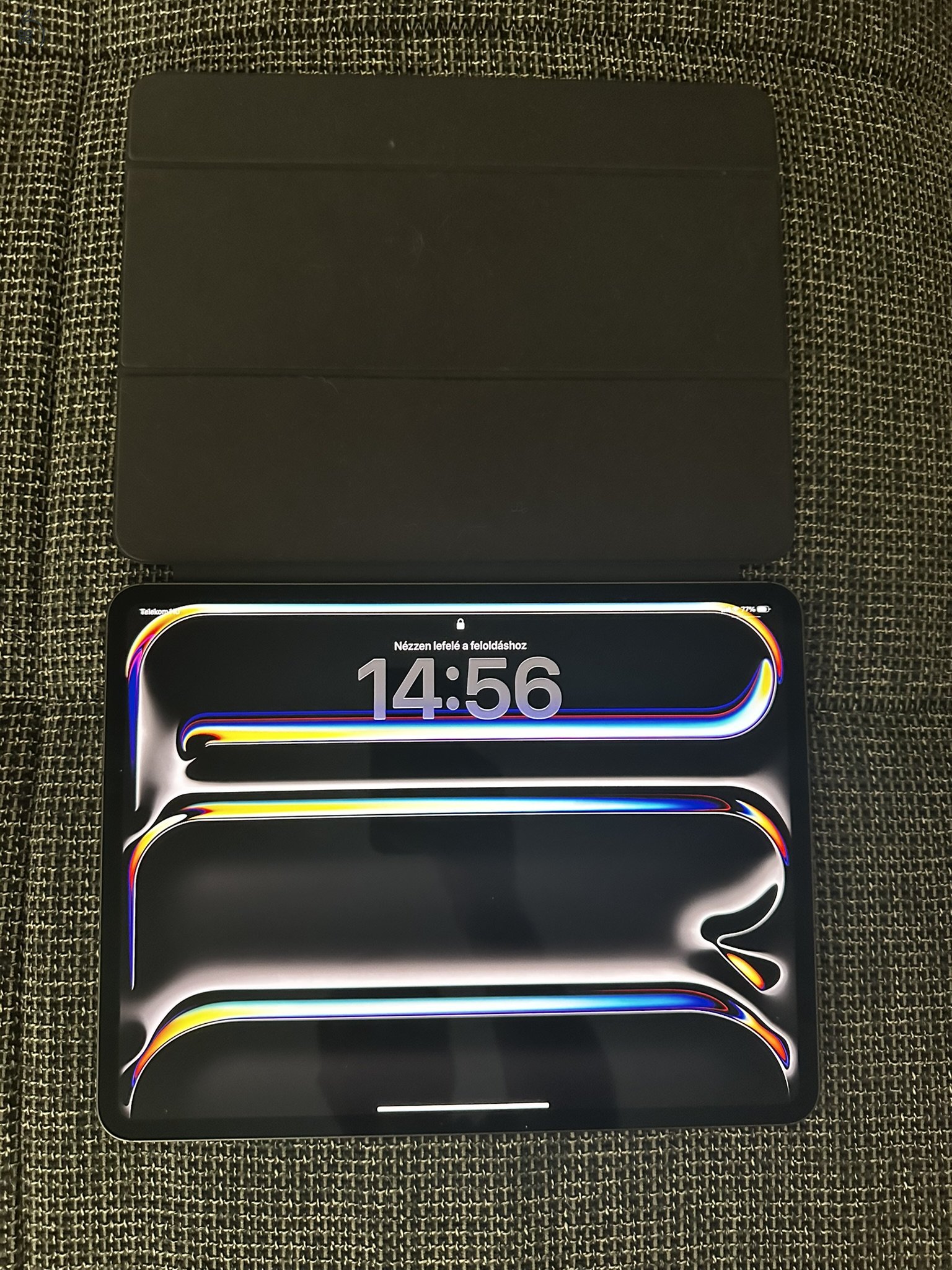 Apple ipad Pro 13 - 256GB - 2025 - M5 WIFI+Celular + gyári tok