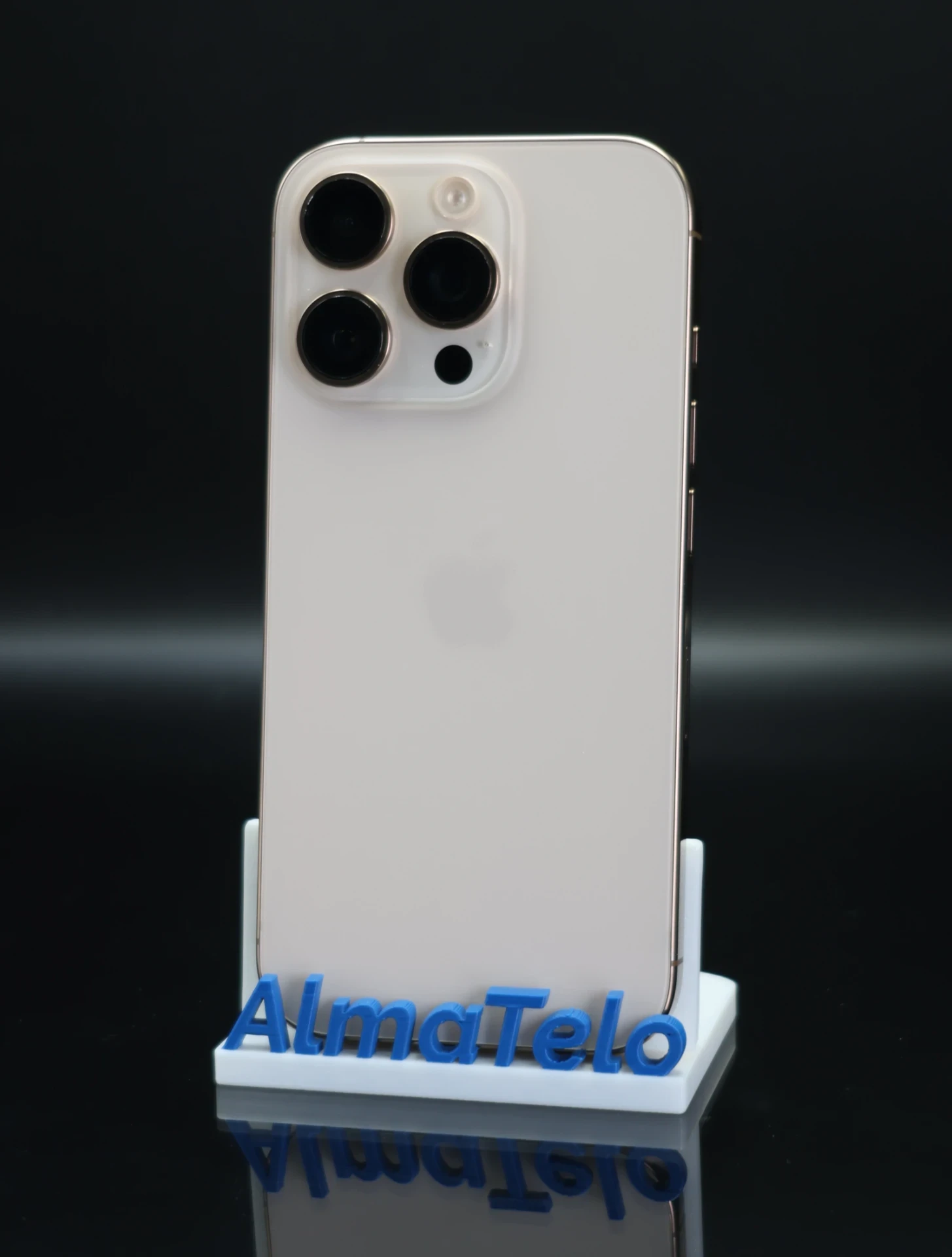 Apple iPhone 16 Pro Max 256 GB Desert Titanium 94% akku - 12 HÓ GARANCIA