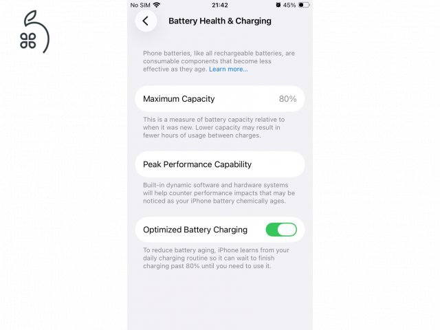 iPhone SE 2022 Midnight 64 GB független akku 80%