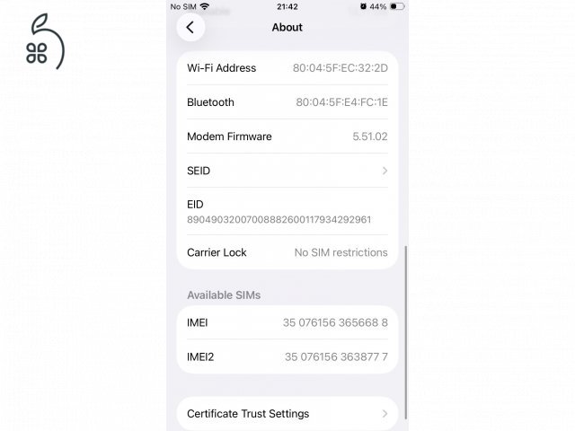 iPhone SE 2022 Midnight 64 GB független akku 80%