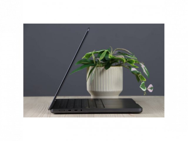 Újszerű MacBook Pro 14