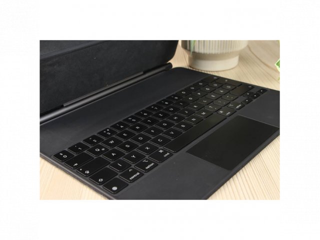 Használt Magic Keyboard iPad 12.9 3rd gen iPad Pro HUN B US-8389