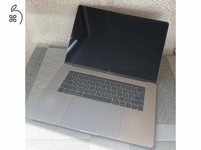 Apple Macbook Pro 15 (2018/19) I7 16 GB 256GB Radeon 555X A1990 + Magic set