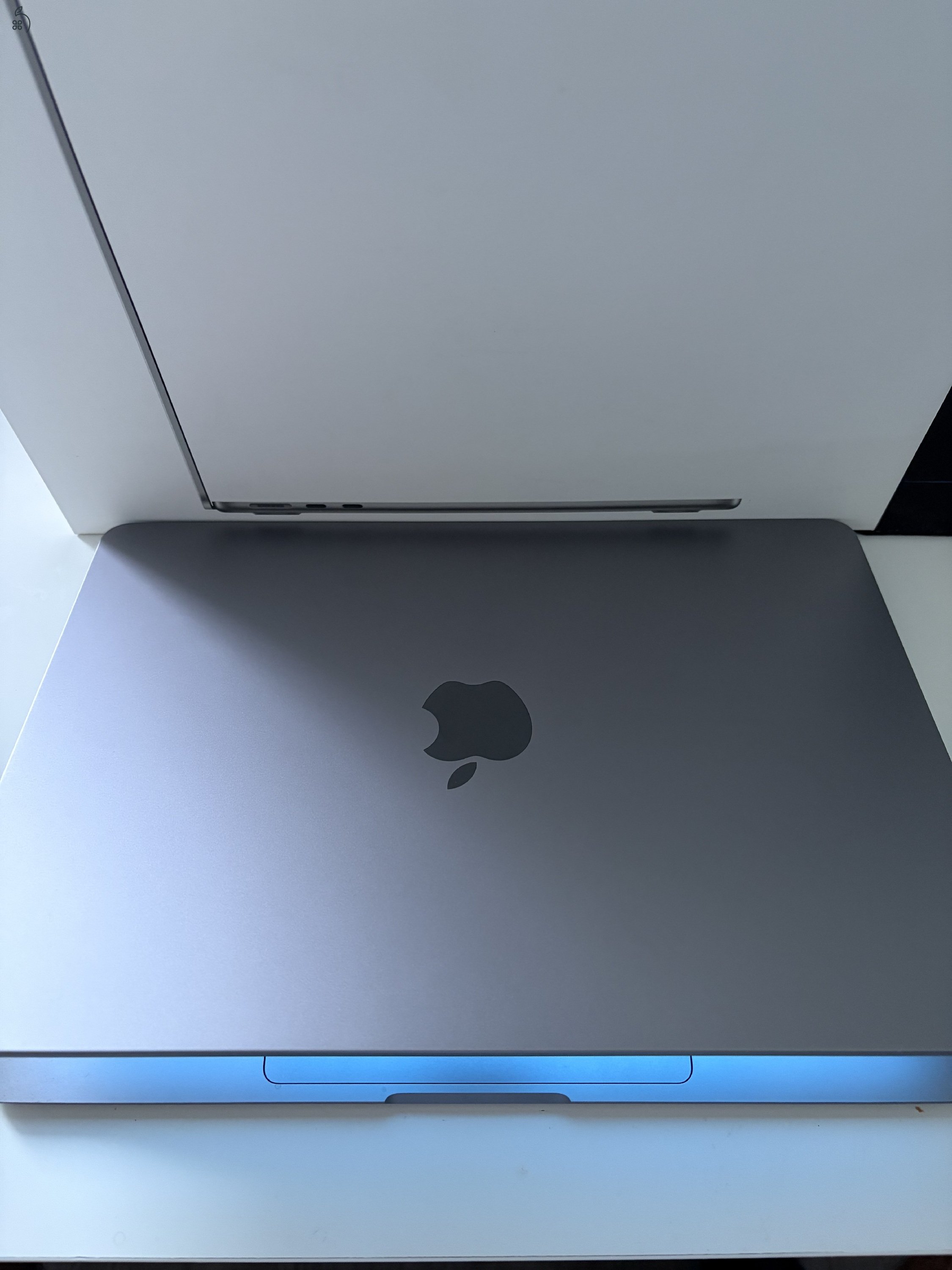 Apple Macbook Air M3 16/512 GB, 100% akku