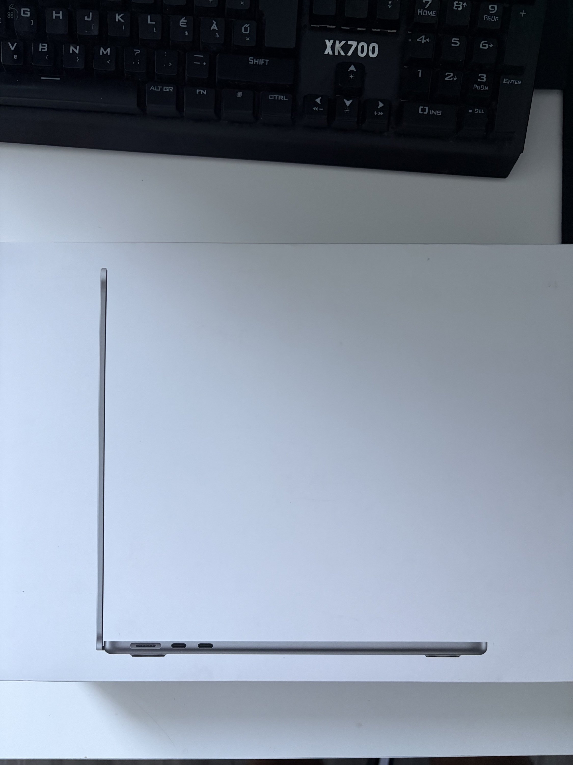 Apple Macbook Air M3 16/512 GB, 100% akku