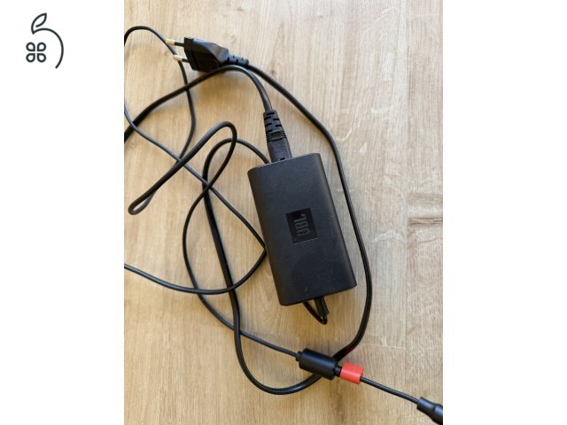 JBL Xtreme 2 Bluetooth hangszóró – eredeti töltővel és vállpánttal