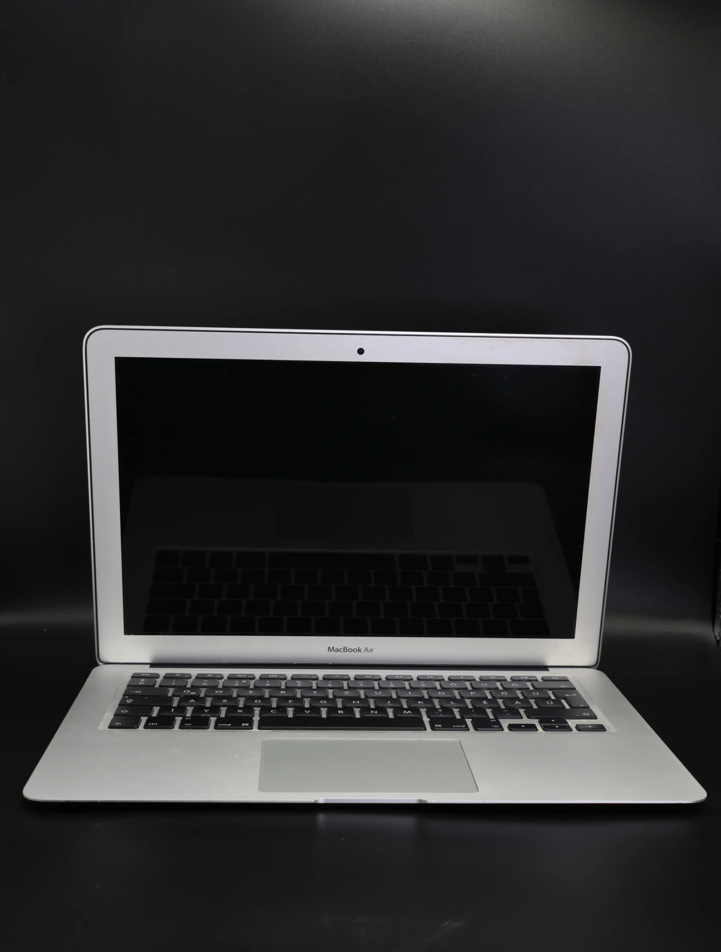 Apple MacBook Air 13″ 2017 i5 128 GB Silver akku - 12 HÓ GARANCIA