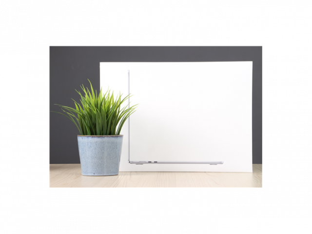 ÚJ Apple Macbook Air 15