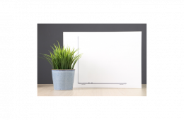 ÚJ Apple Macbook Air 15