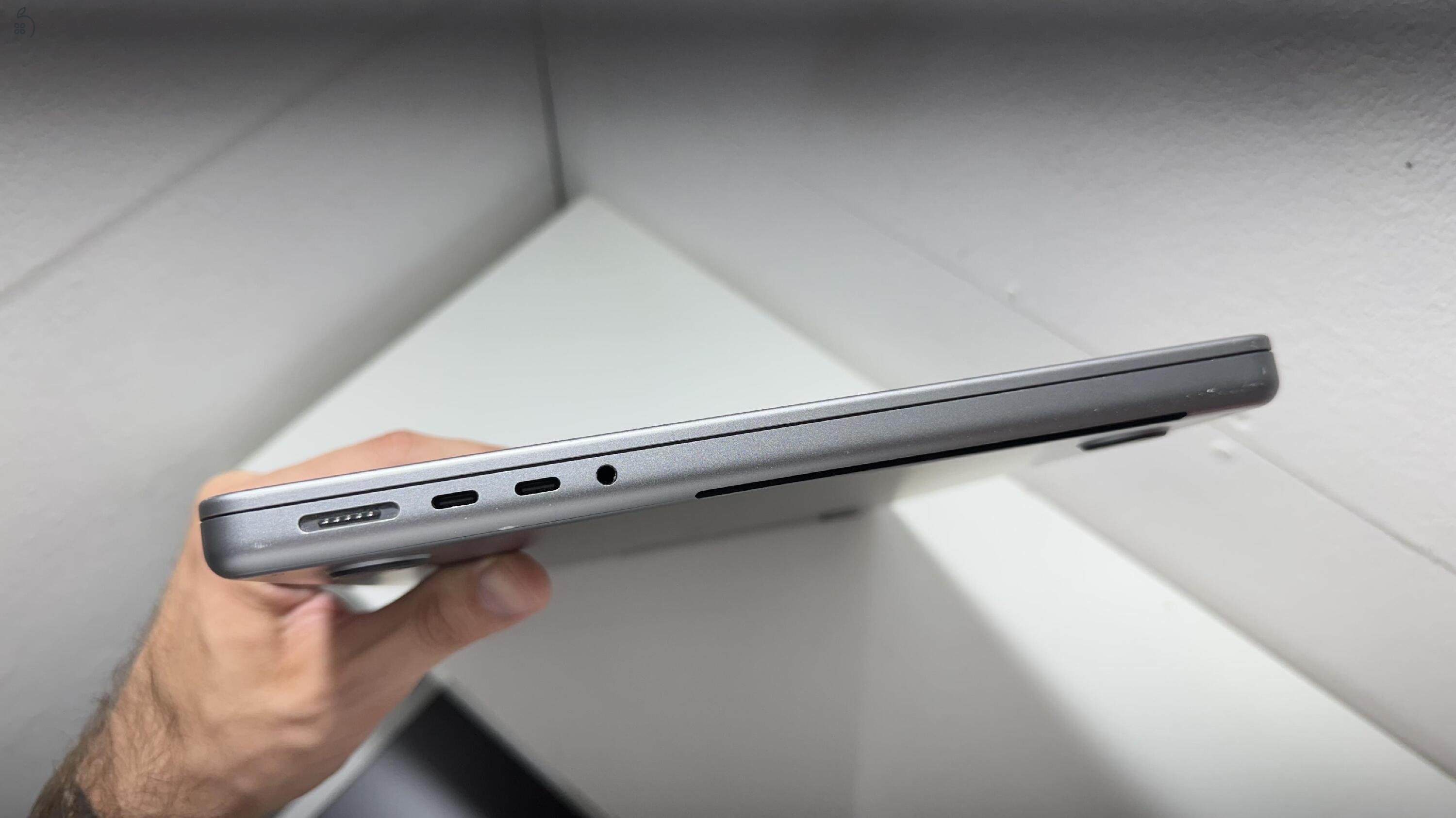 Macbook Pro 14