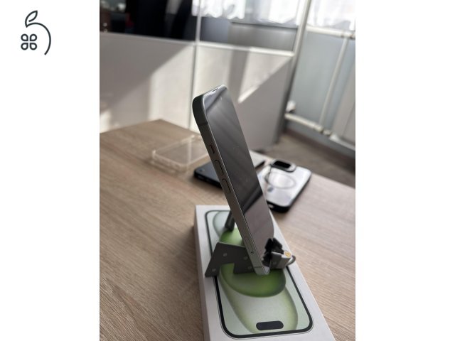 Iphone 15 green 128GB és Apple Watch se