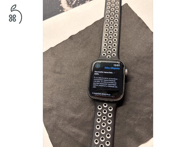 Iphone 15 green 128GB és Apple Watch se