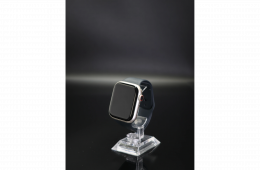 Apple Watch Series 7 Aluminium 45mm Starlight 98% akku - 12 HÓ GARANCIA