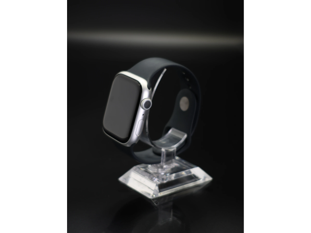 Apple Watch Series 8 Aluminium 45mm Silver 84% akku - 12 HÓ GARANCIA