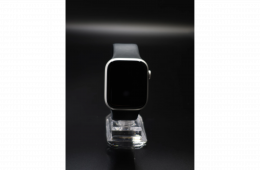 Apple Watch Series 8 Aluminium 45mm Silver 84% akku - 12 HÓ GARANCIA