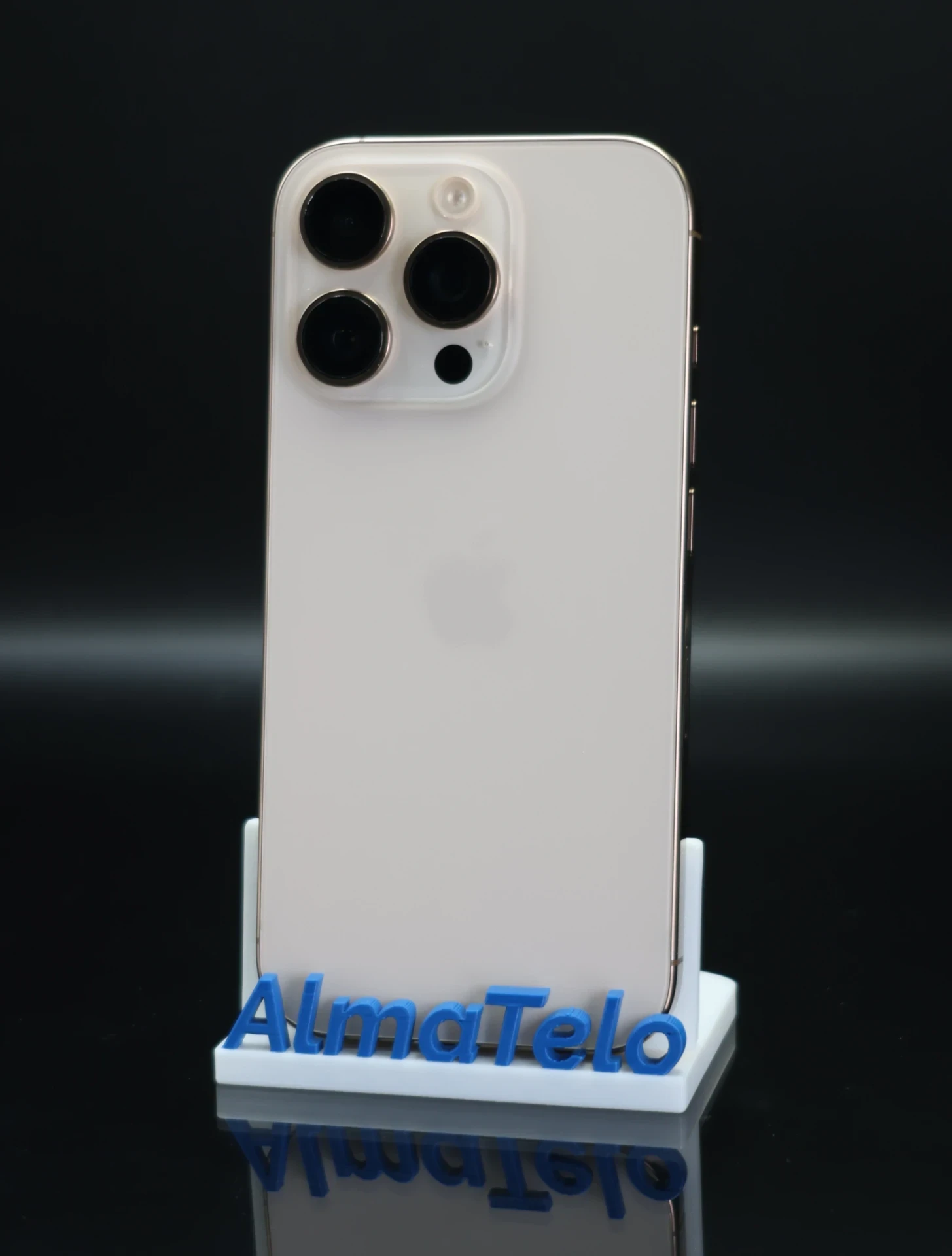 Apple iPhone 16 Pro Max 256 GB Desert Titanium 95% akku - 12 HÓ GARANCIA