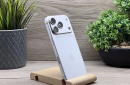 Hibátlan iPhone 17 Pro Silver 256GB 2 ÉV Garanciával Számlával Aksi 100%