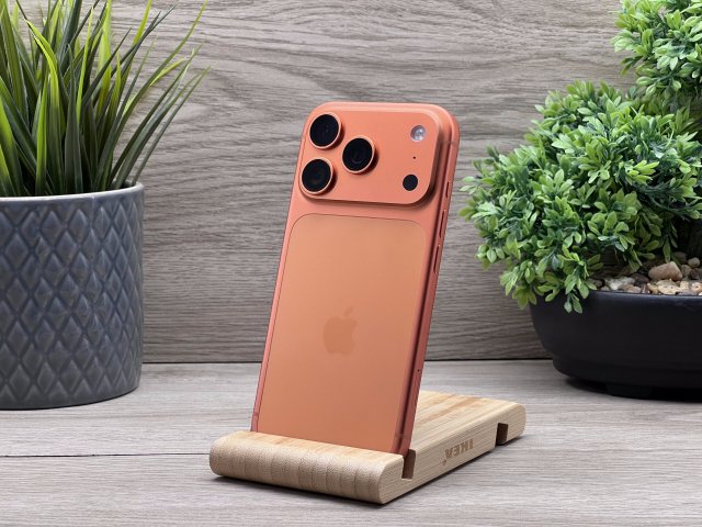 Hibátlan iPhone 17 Pro Cosmic Orange 256GB 2 ÉV Garanciával Számlával