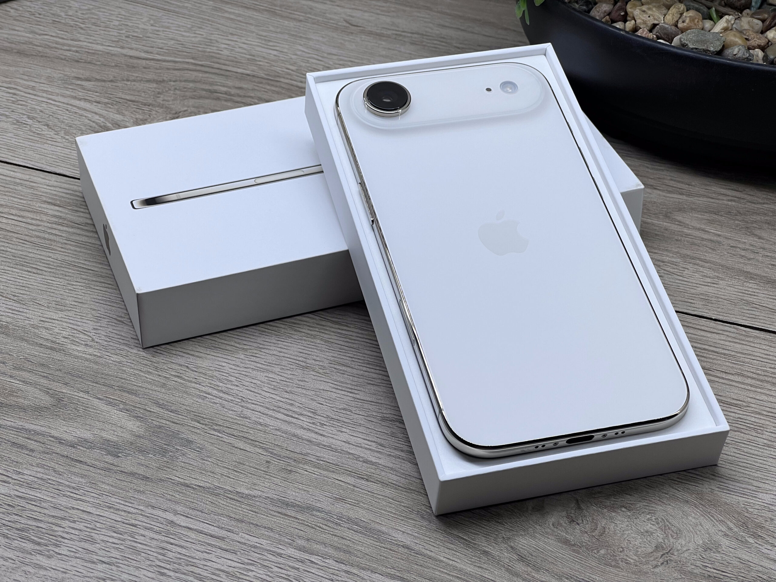Hibátlan iPhone Air Light Gold 256GB 2 ÉV Garanciával Számlával Aksi 100%