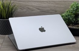 Hibátlan MacBook Air 2023 M2 15” 256GB 2 ÉV Garanciával Számlával Aksi 100%