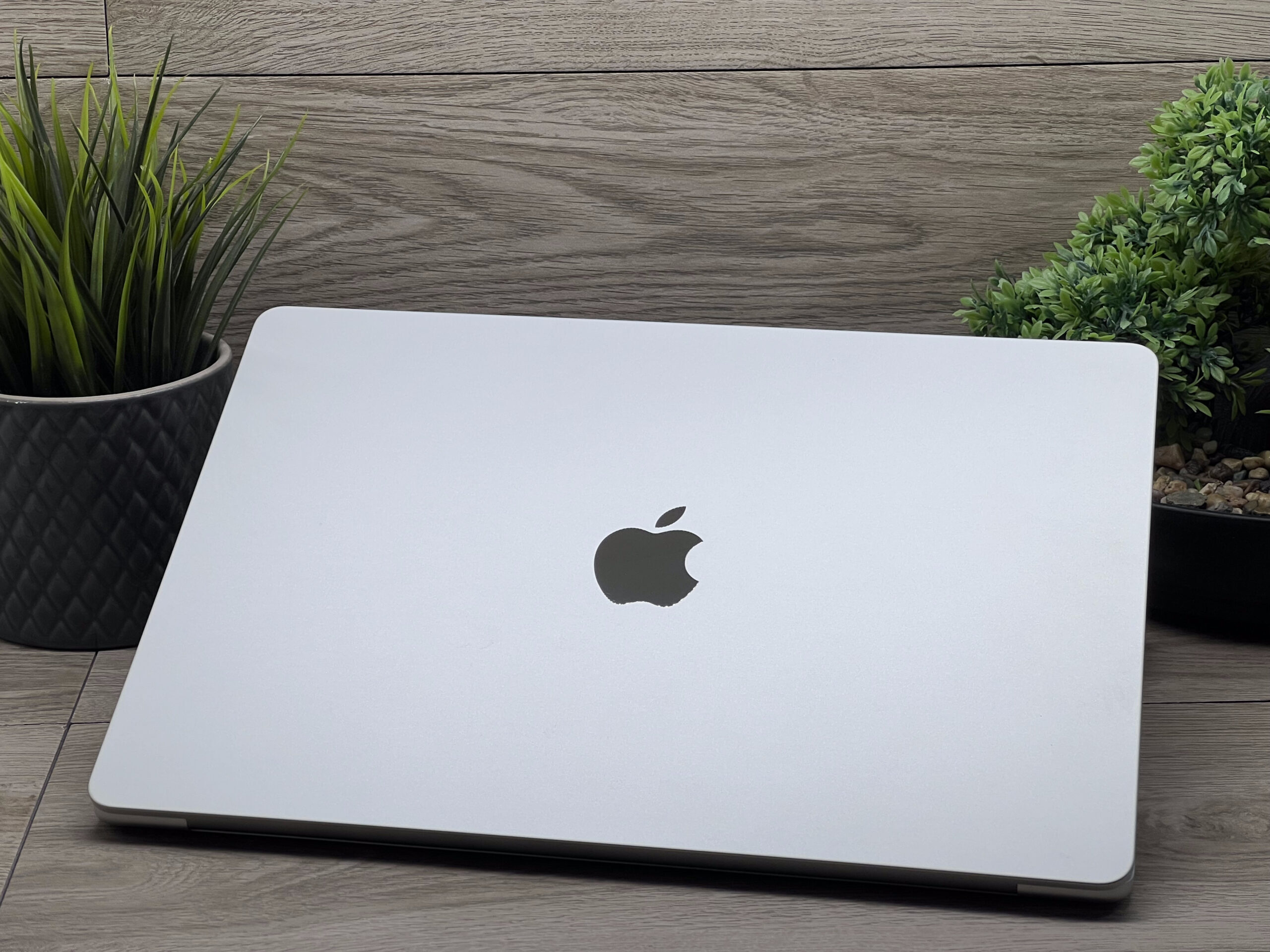 Hibátlan MacBook Air 2023 M2 15” 256GB 2 ÉV Garanciával Számlával Aksi 100%