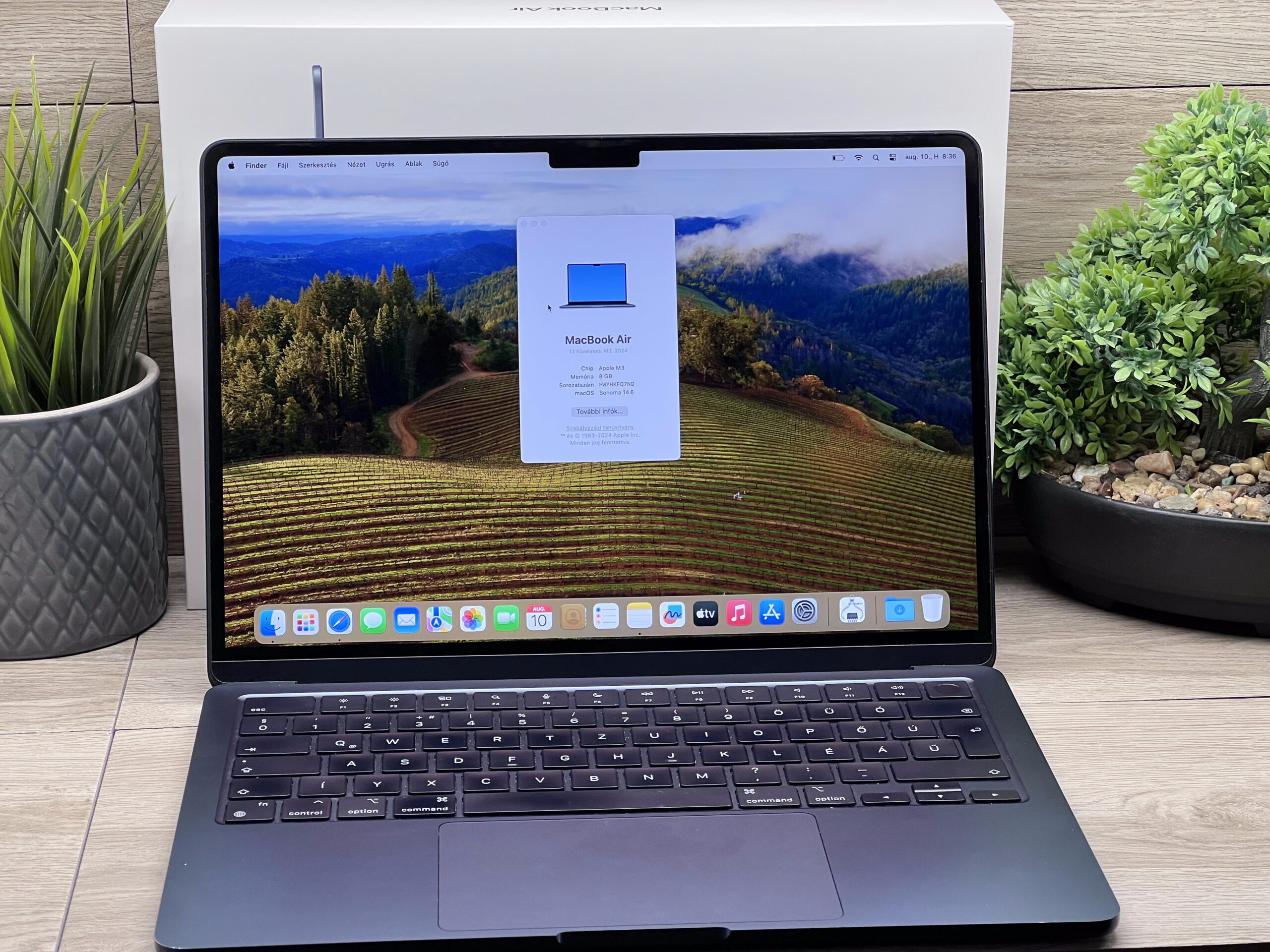 Hibátlan MacBook Air 2022 M2 13” 256GB 2 ÉV Garanciával Számlával