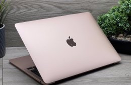 MacBook Air 2020 M1 13” 256GB 2 ÉV Garanciával Számlával